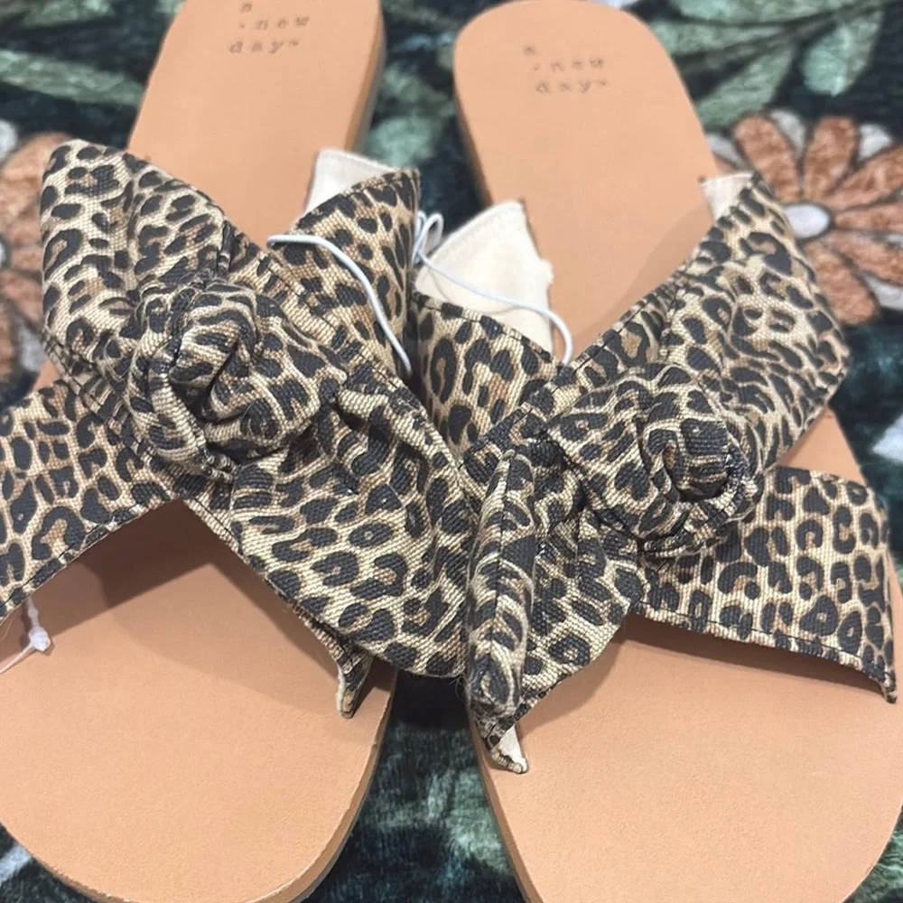 A New Day Brown Leopard Women's Sandals - Picture 3 of 5